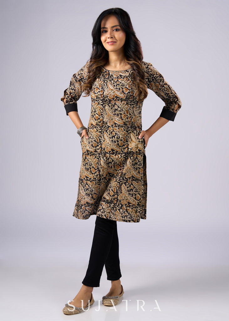 Stylish Black Cotton Tunic with Vibrant Kalamkari Print