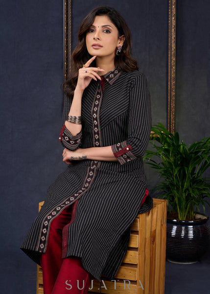 Classic-Black-Cotton-Striped-Straight-Cut-Kurta-Highlighted-With-Geometrical-Print-Design--Pant-Optional