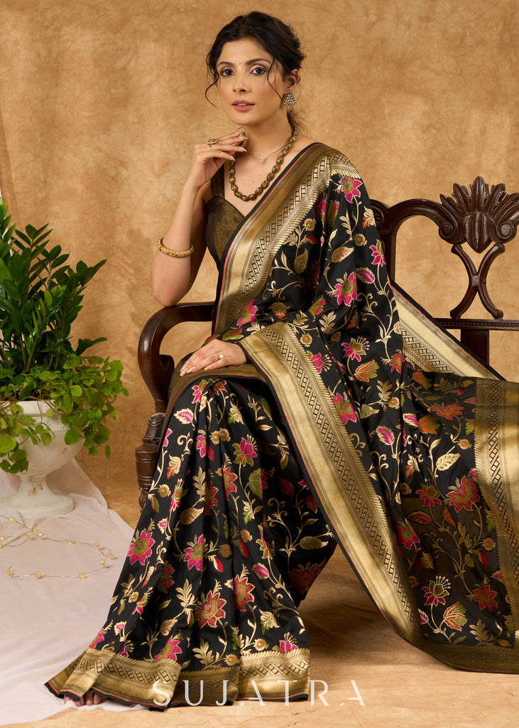 Exquisite Banarasi Silk Saree With Timeless Zari Motifs