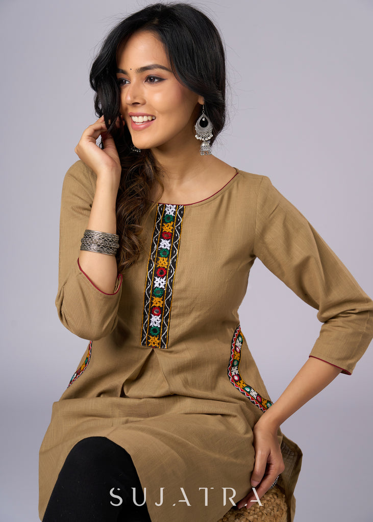 Elegant Dark Beige Cotton Tunic Adorned with Intricate Mirror Work