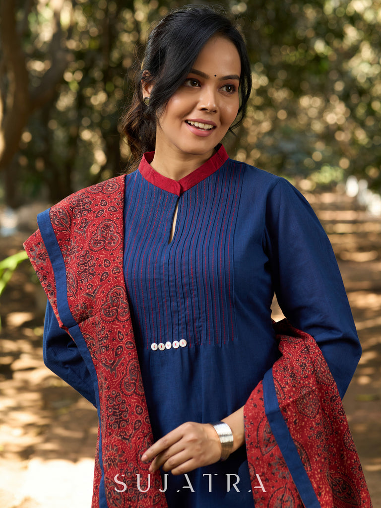 Elegant Indigo Kurta with Contrast Kantha Stitch Detailing and Button Accents