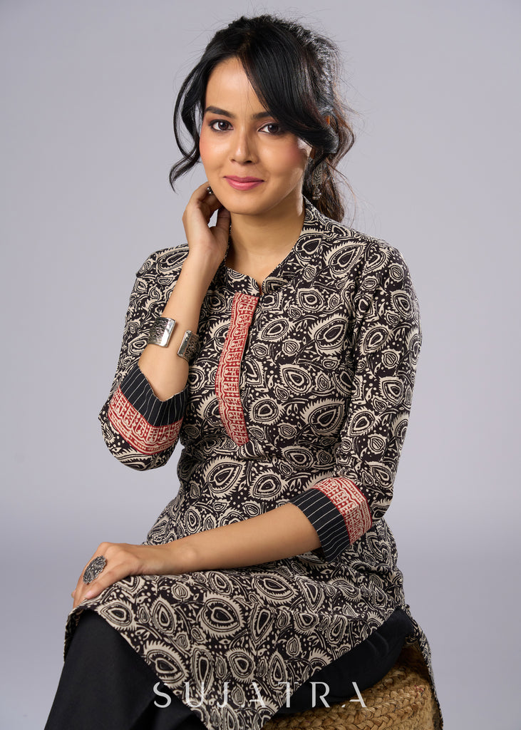 Trendy Black Cotton Abstract Print Ajrakh Tunic