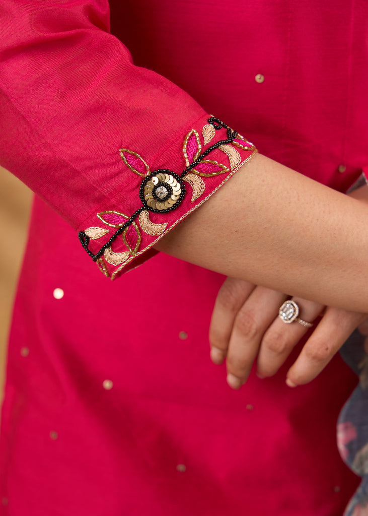 Delicately hand embroidered pink Chanderi kurta with Pant Dupatta optional