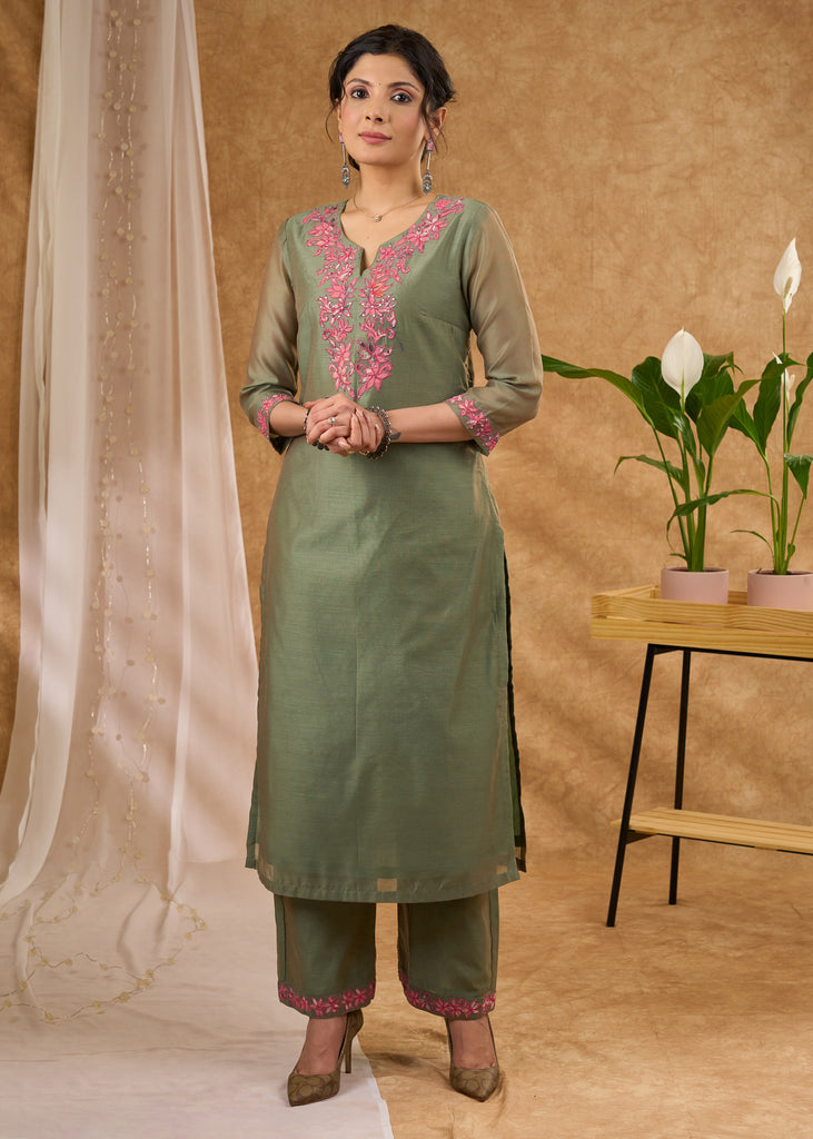 Elegant fern green Chanderi kurta with pant with intricate applique work Dupatta Optional