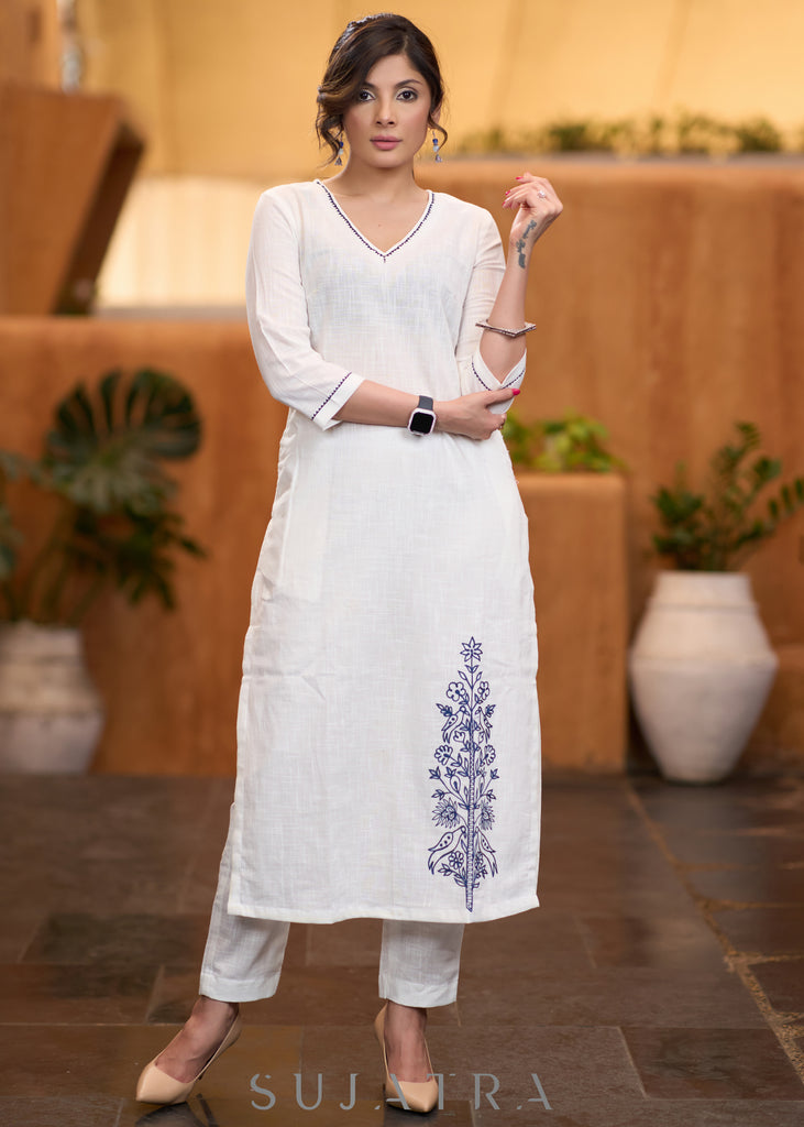 Classic White cotton side embroidered Kurta with pant Stole optional