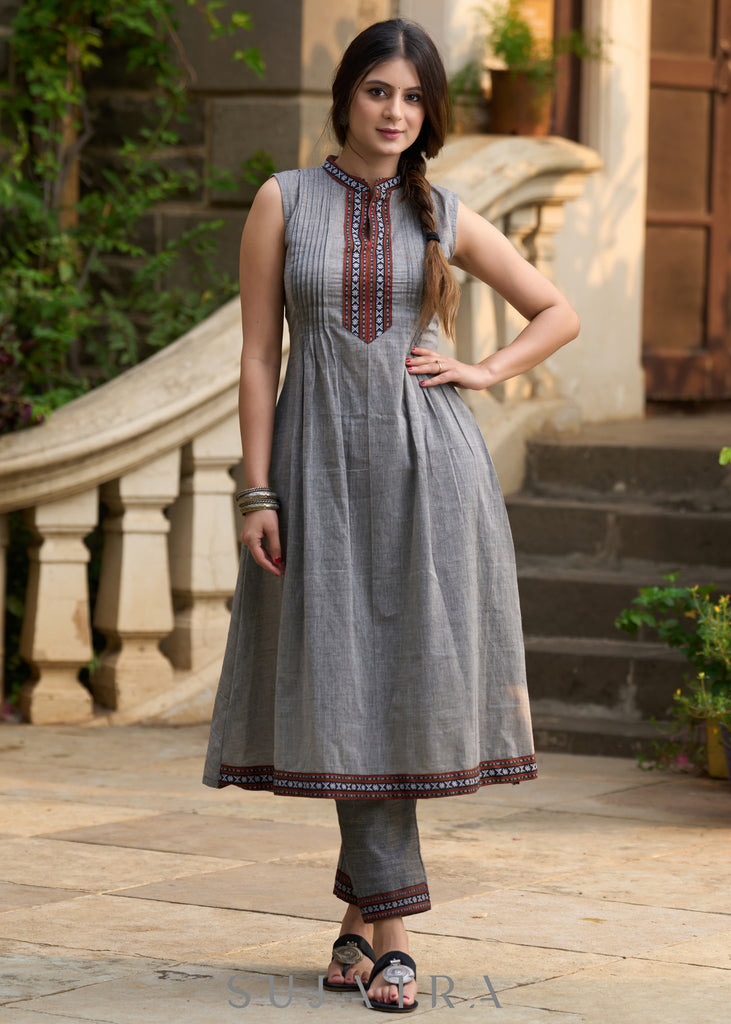 Grey A line cotton kurta with contrast ikat highlights (sleeves provided) - Pants Optional