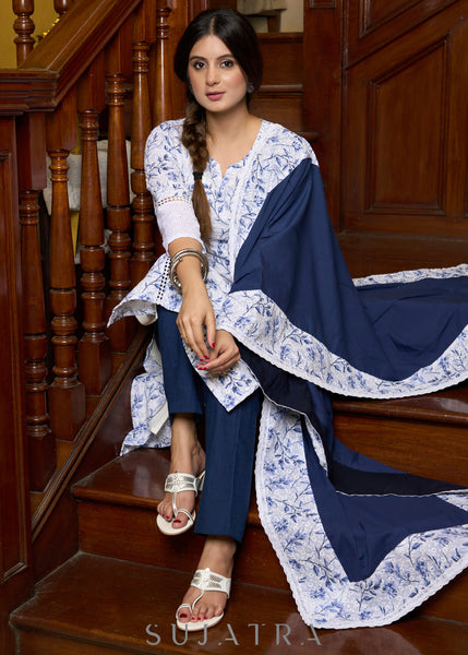 Elegant white Hakoba printed kurta, with delicate lace accents paired with matching Pants - Dupatta optional