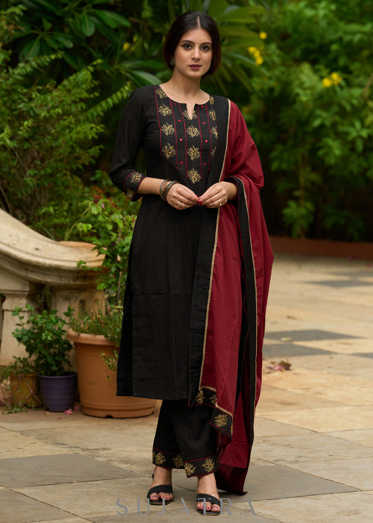 Black embroidered cotton kurta, paired with matching pants - Dupatta Optional