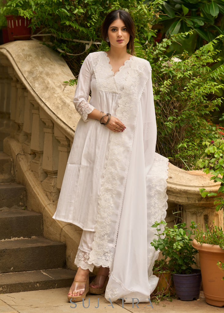 White self-textured lace yoke kurta, paired with matching pants - Dupatta Optional