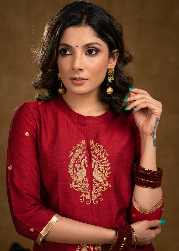 ON-SALE-elegant-maroon-cotton-silk-kurta-with-peacock-embroidered-motifs-in-front