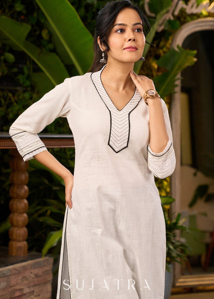 Classy White Cotton Kurta with Thread Works on Yoke & Sleeves - Pant Optional