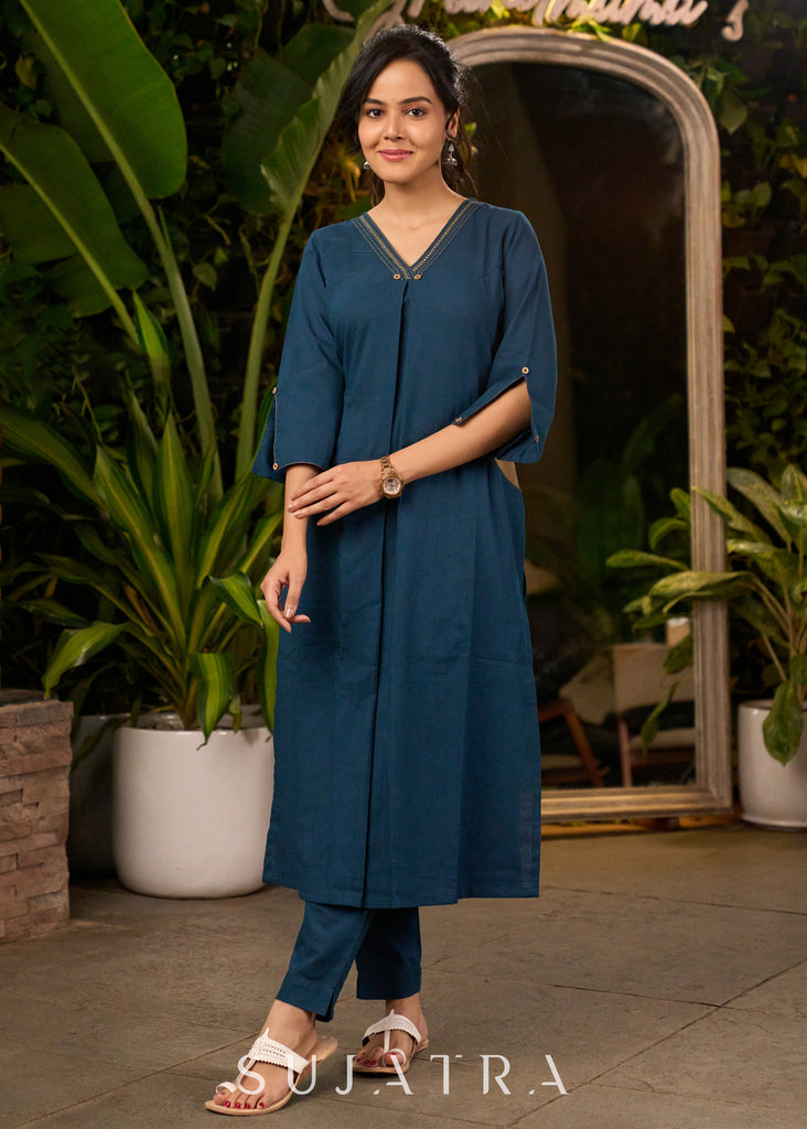 Teal Blue Cotton Kurta with Side Pockets & Hand Painting on Neckline & Pockets with Matching Pants - Stole Optional