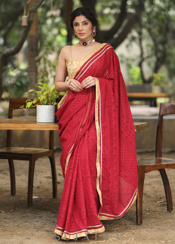 Maroon Party Wear Saree In Crushed Georgette