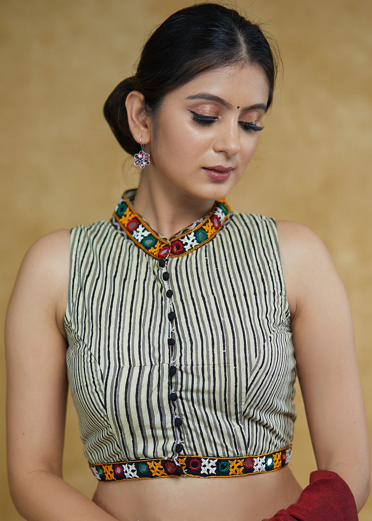 Stylish Cream Cotton Striped Sleeveless Blouse with Mirror Work Detailing