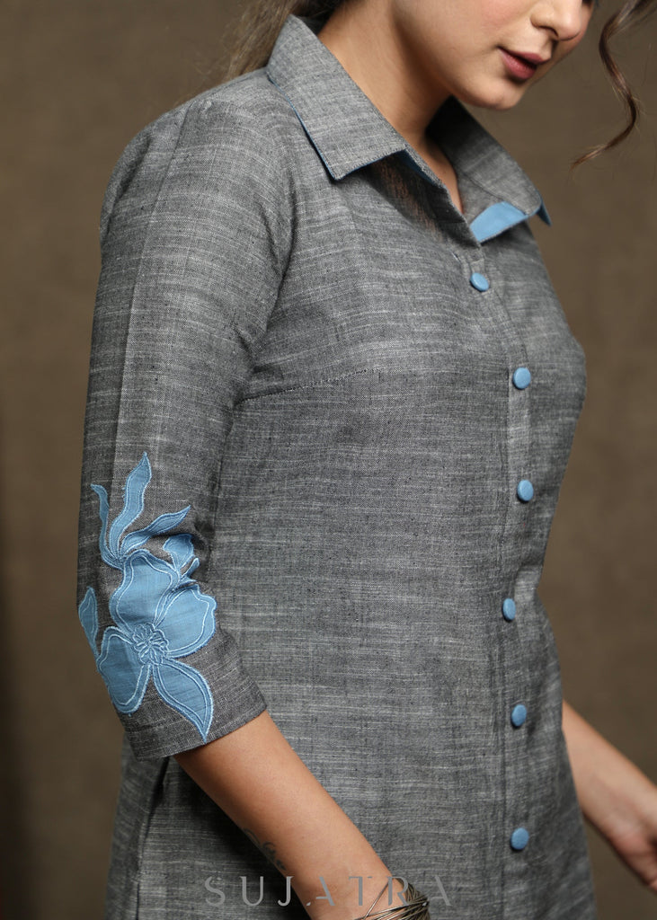 Elegant grey cotton tunic with patchwork on sleeves