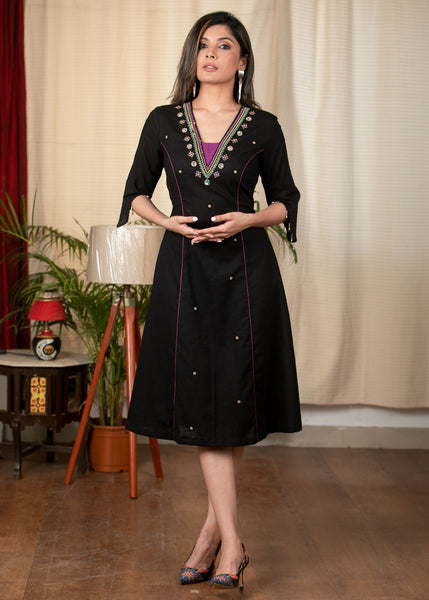 Exclusive V-Neck Fit and Flare Black Ajrakh Dress – Sujatra