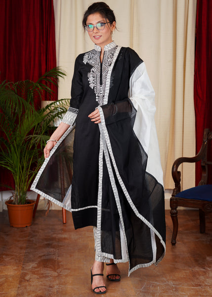 Graceful Black & White Ikat Combination Kurta, Pant , Dupatta Set - 3 Pc