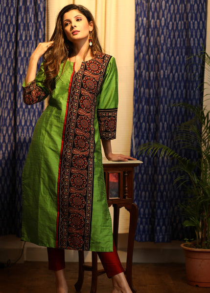44-45 Printed Crepe Dress Material, Size: Free Size at Rs 250 in Surat