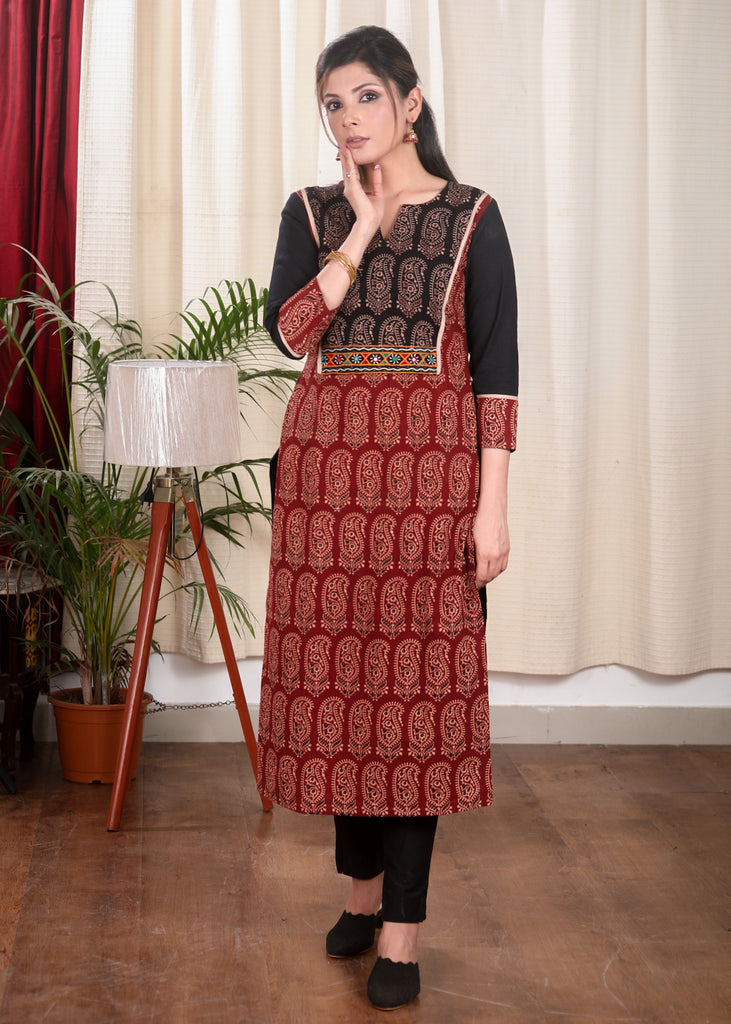 Straight Cut Cotton Paisely Combination Kurta With Hand made Kutch Mirror Embroidery