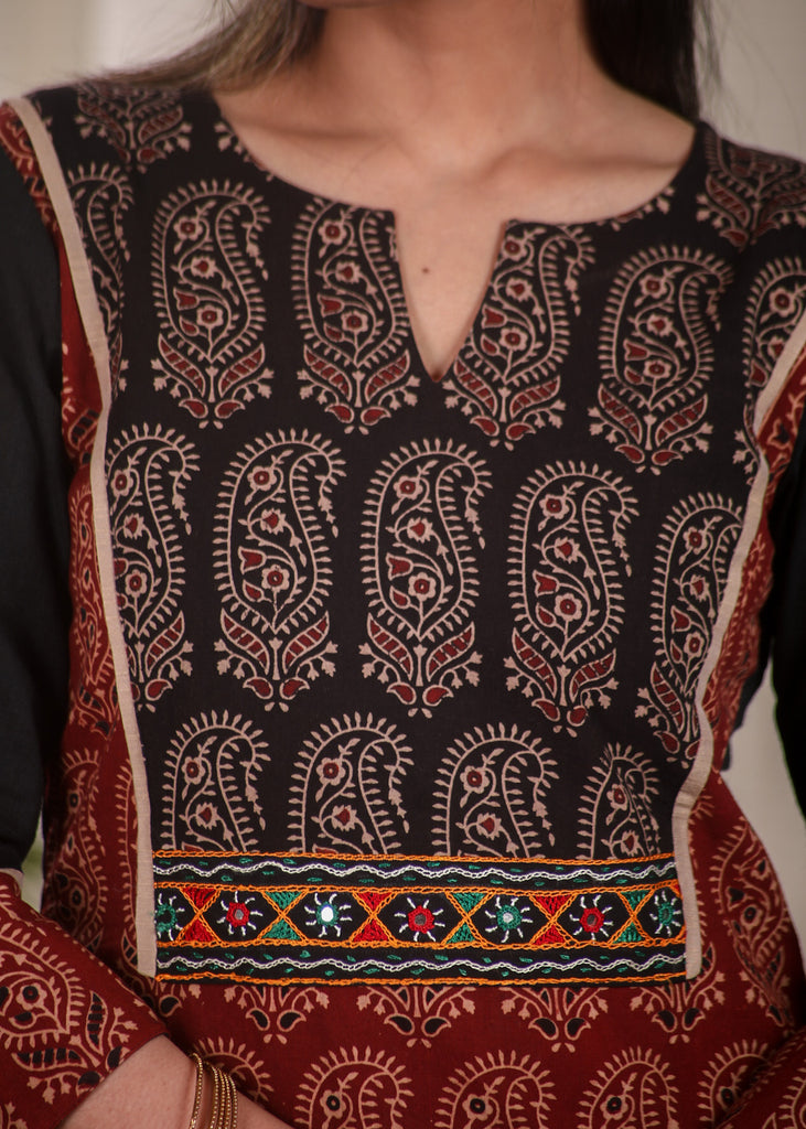 Straight Cut Cotton Paisely Combination Kurta With Hand made Kutch Mirror Embroidery